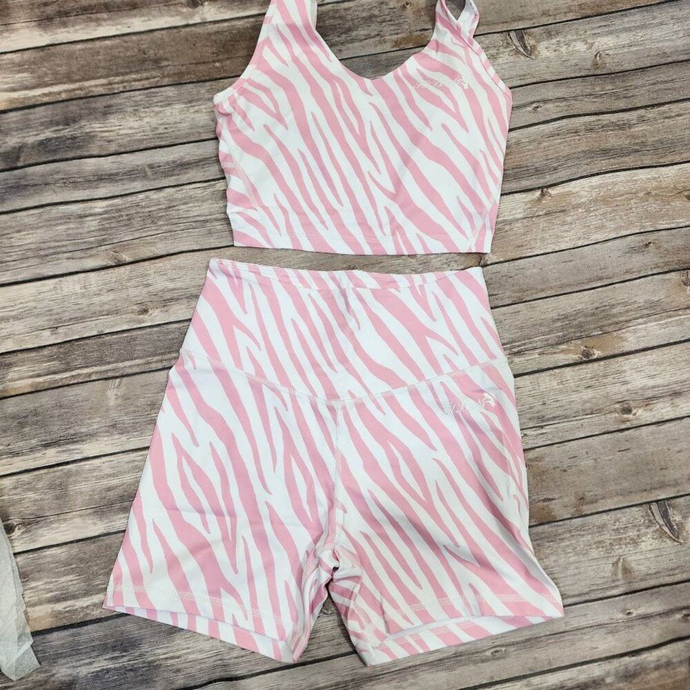 Dance2fit NWT Fit Booty pink‎ & white zebra striped bra & booty short set size M